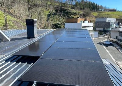 Instalación de placas solares en vivienda unifamiliar en Zumarraga