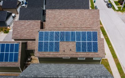 ¿Cuál es el precio de instalación de placas solares con baterías y cuáles son sus ventajas?
